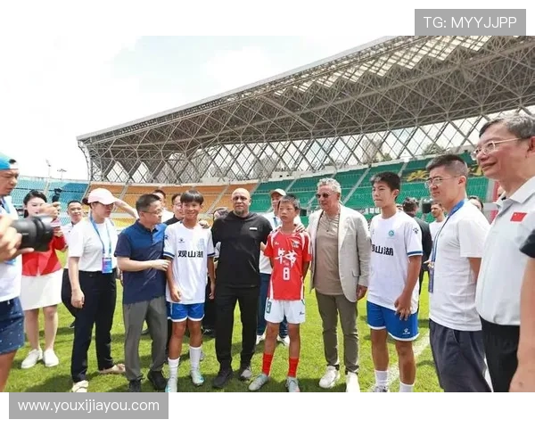 罗伯托·巴乔:传奇足坛巨星的辉煌与坚持,带给世界的足球感动
