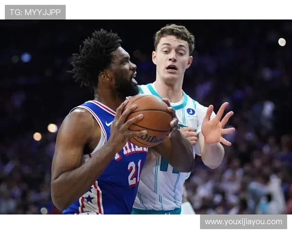 乔尔·恩比德引领费城76人新篇章挑战冠军荣耀展现超级巨星实力 乔尔·恩比德引领费城76人新篇章挑战冠军荣耀展现超级巨星实力